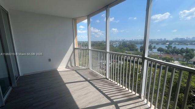 JADE WINDS GROUP - - Residential Lease