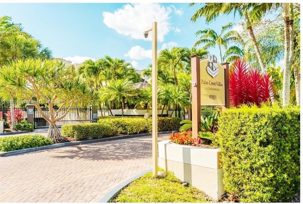 PALM CREST VILLAS CONDO - Residential Lease