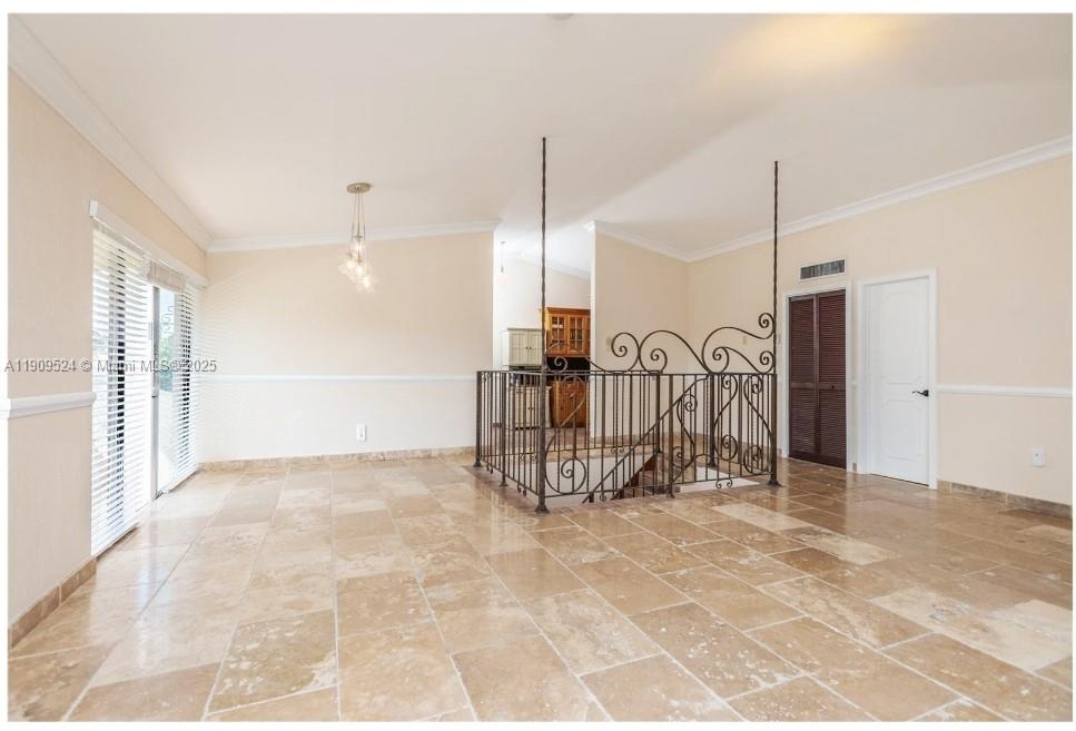 PALM CREST VILLAS CONDO - Residential Lease