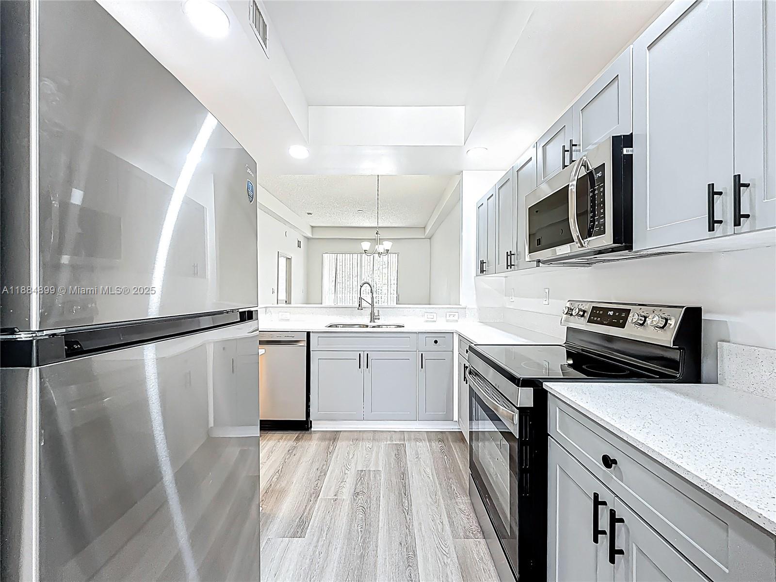 Melrose Apartments - Residential Lease
