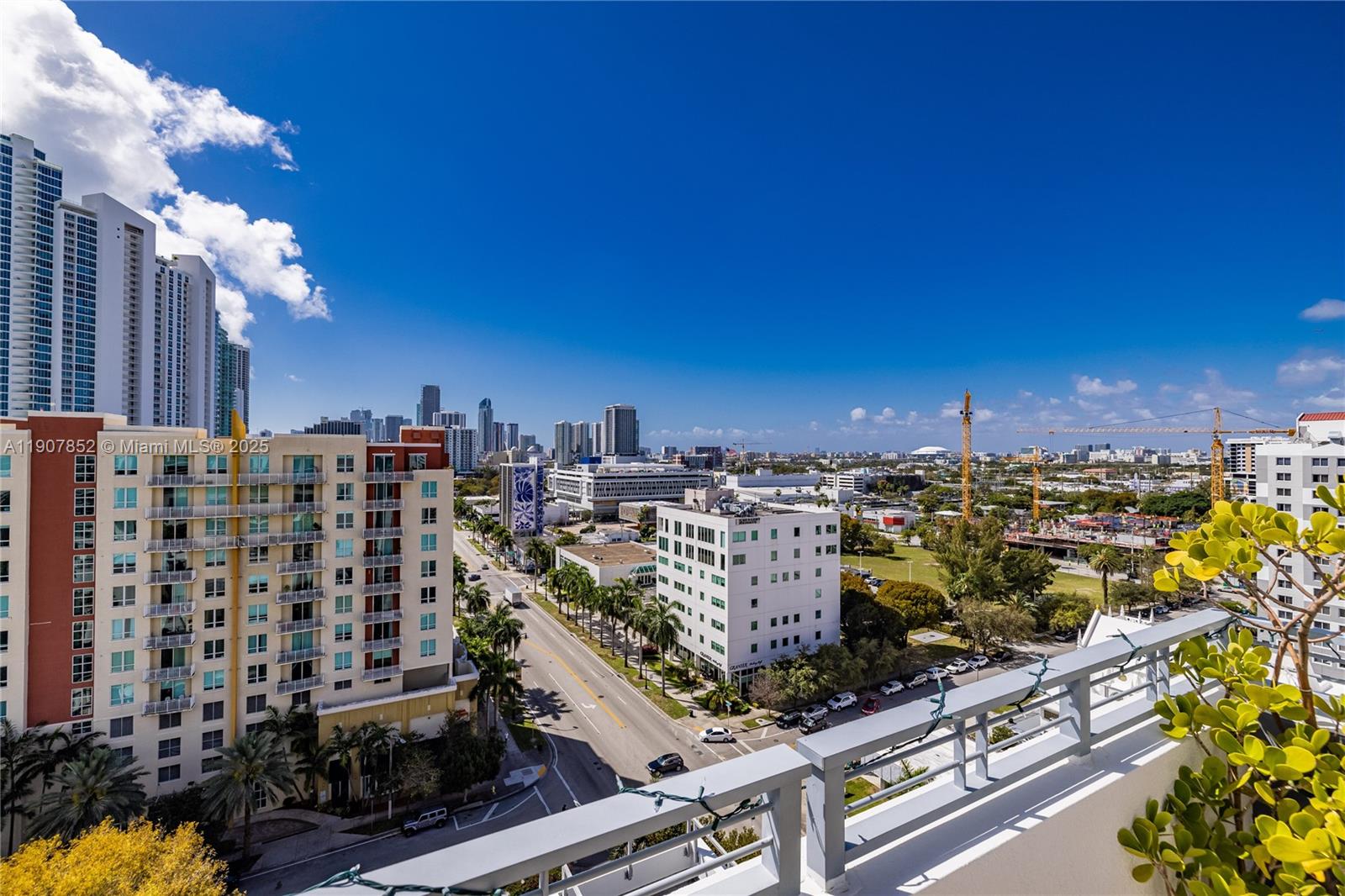 CITY 24 CONDO - Residential Lease