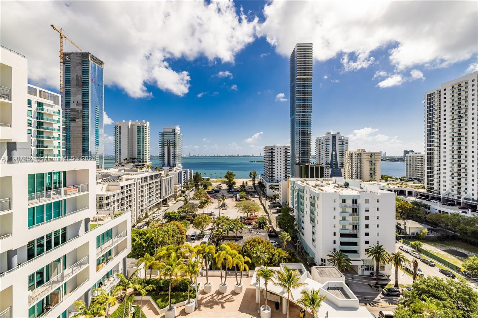 CITY 24 CONDO - Residential Lease