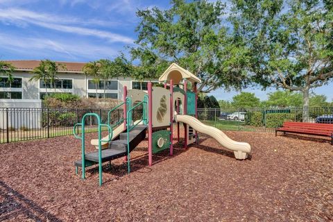 Single Family Residence in Port St. Lucie FL 10281 Reggiani Rd Rd 39.jpg