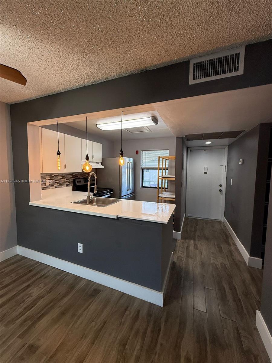 7670 SW 152nd Ave 1-205