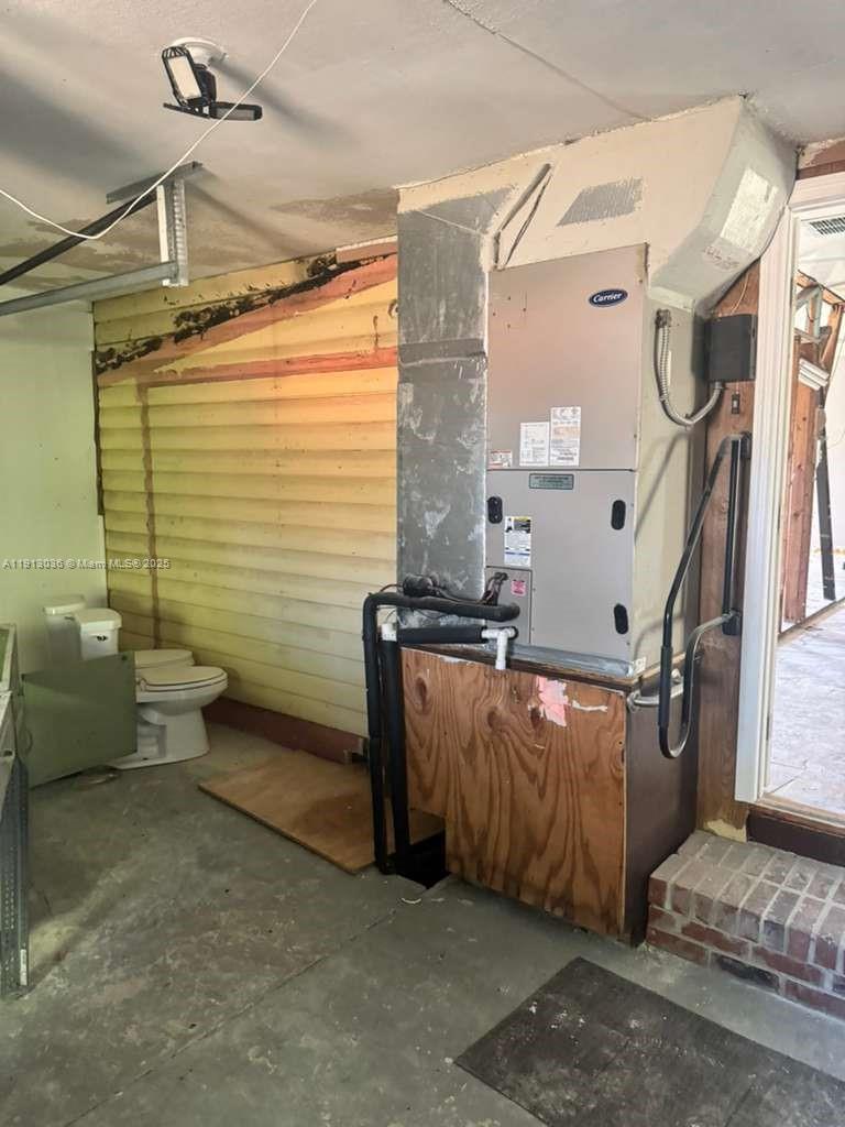 MAC JOHN - Residential