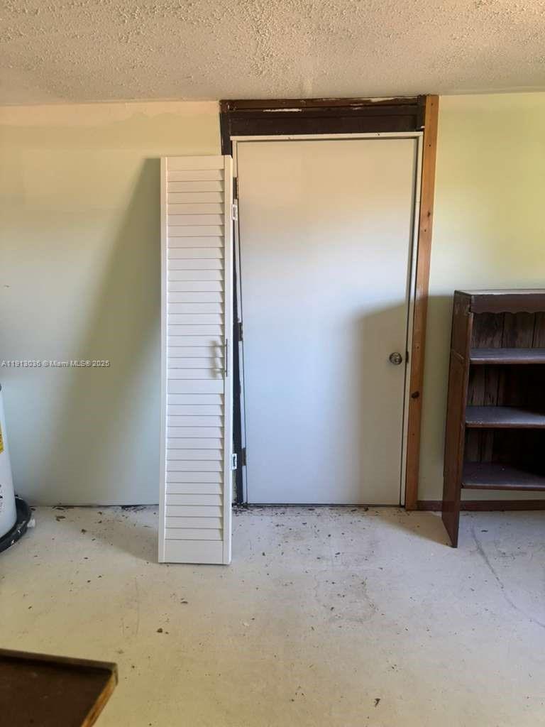 MAC JOHN - Residential