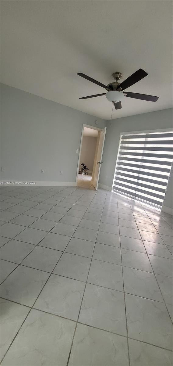 ESPRIT CONDO II - Residential