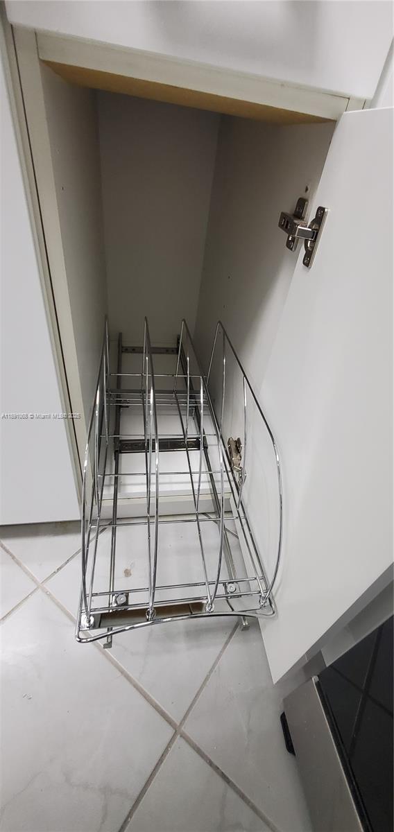 ESPRIT CONDO II - Residential