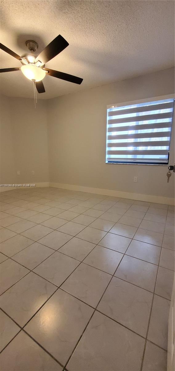 ESPRIT CONDO II - Residential