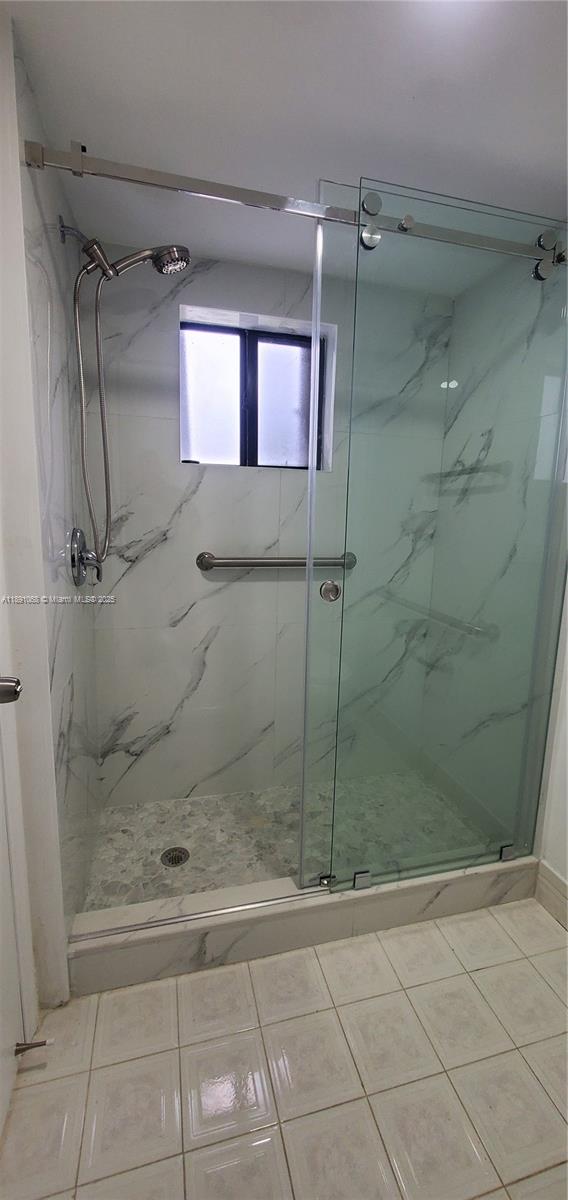 ESPRIT CONDO II - Residential