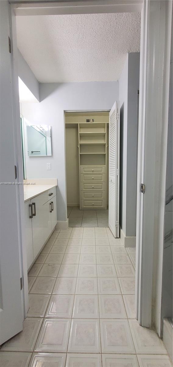 ESPRIT CONDO II - Residential