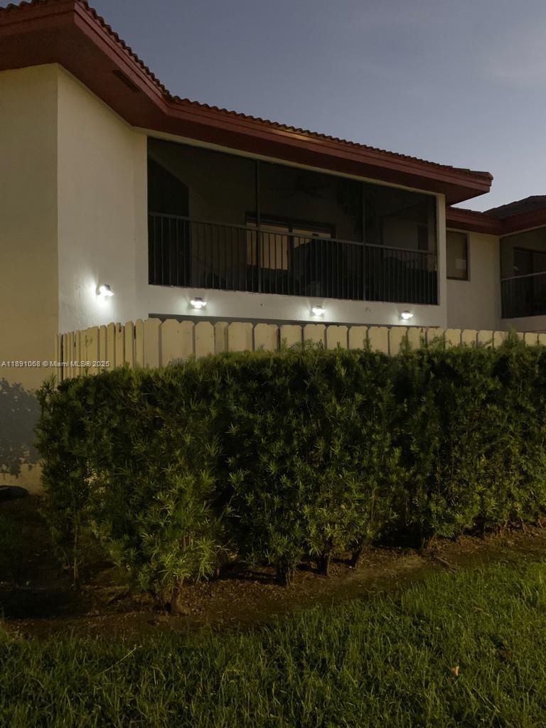 ESPRIT CONDO II - Residential