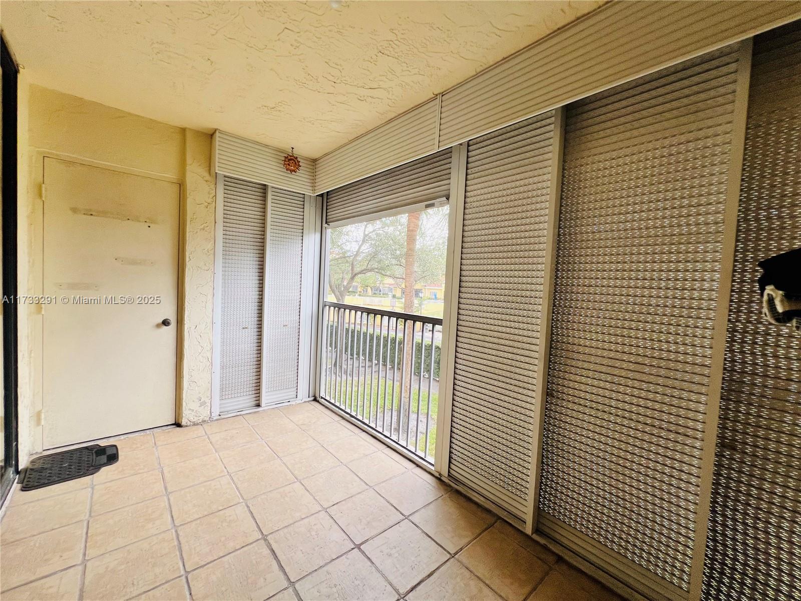 JACARANDA HEIGHTS CONDO - Residential