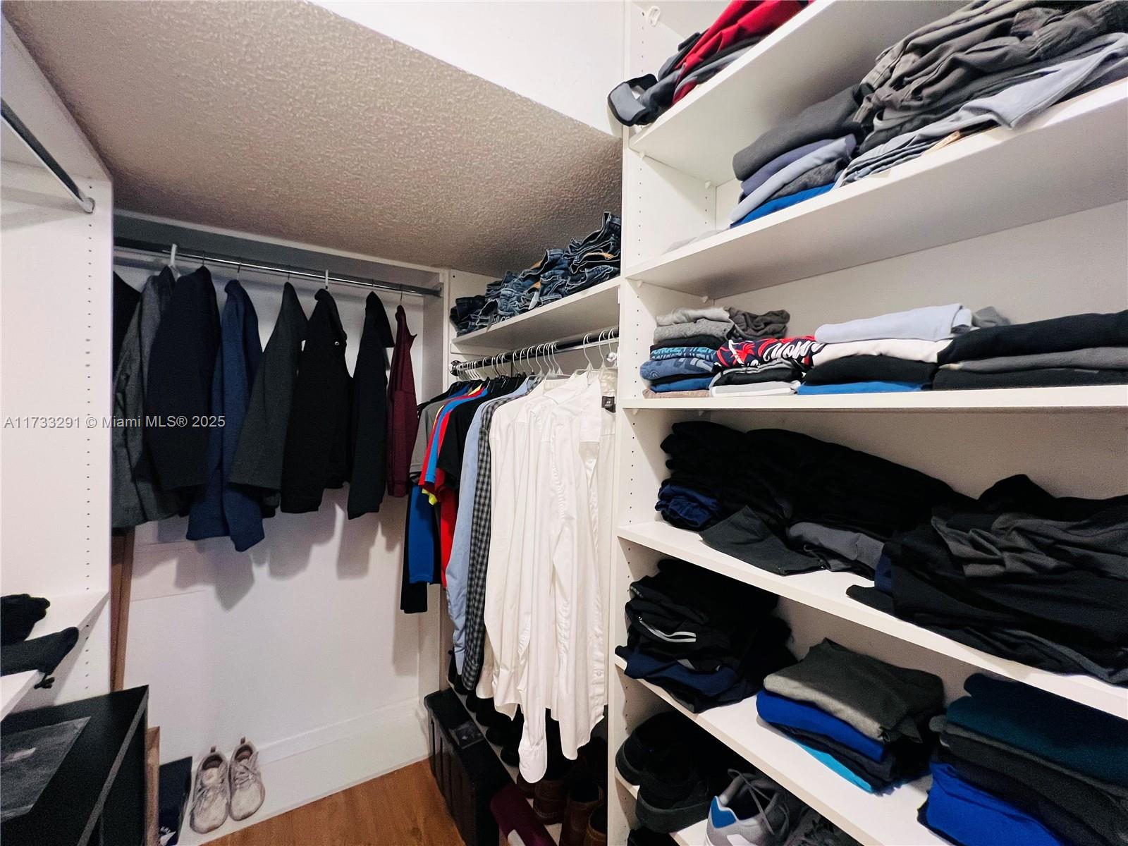JACARANDA HEIGHTS CONDO - Residential