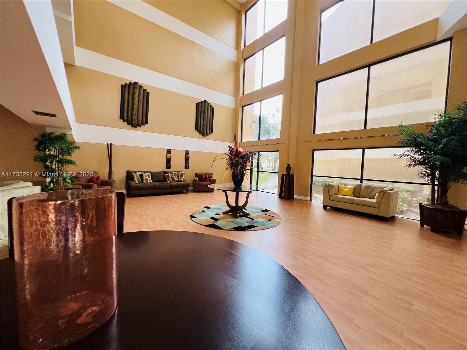 JACARANDA HEIGHTS CONDO - Residential