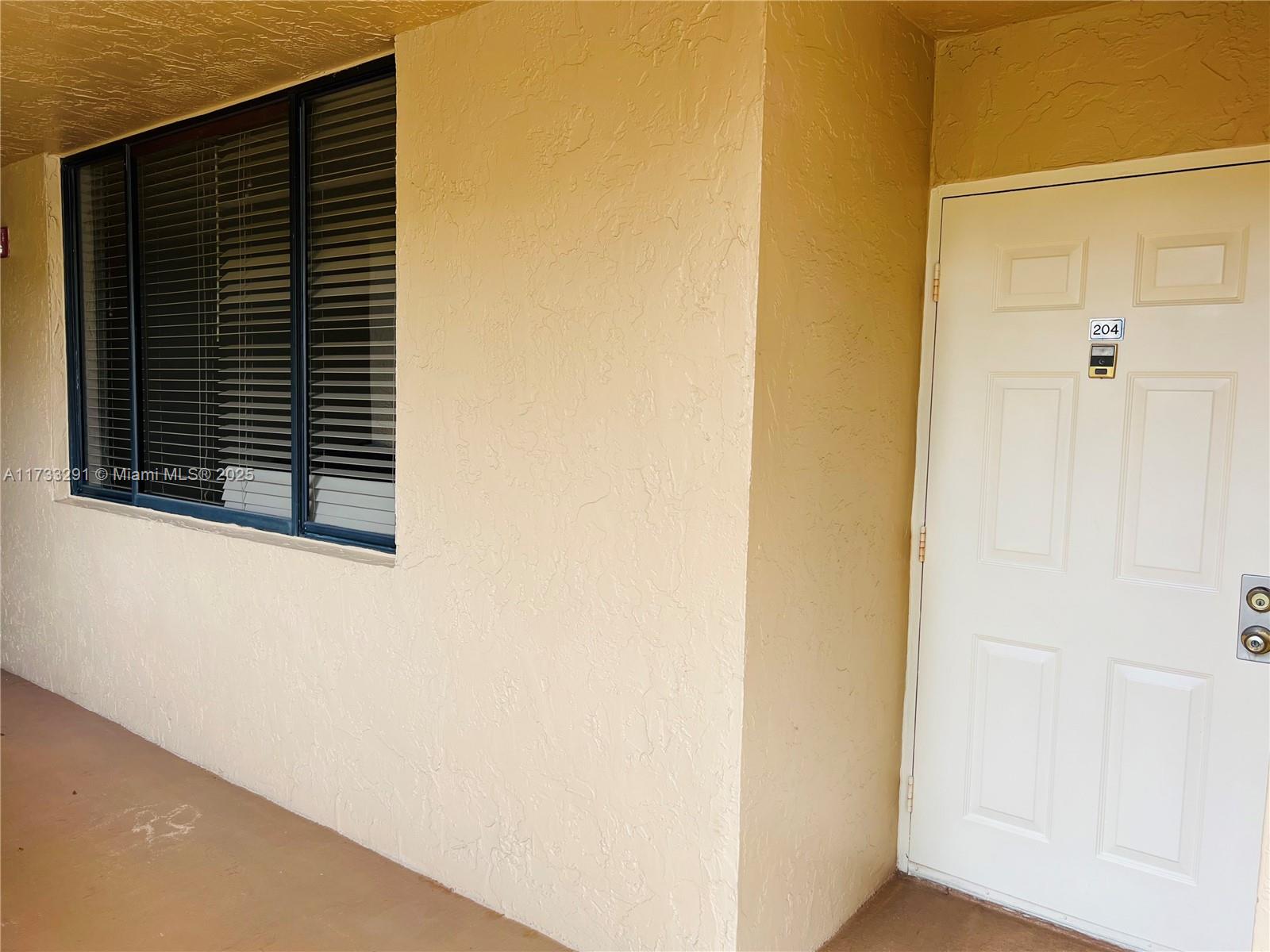 JACARANDA HEIGHTS CONDO - Residential