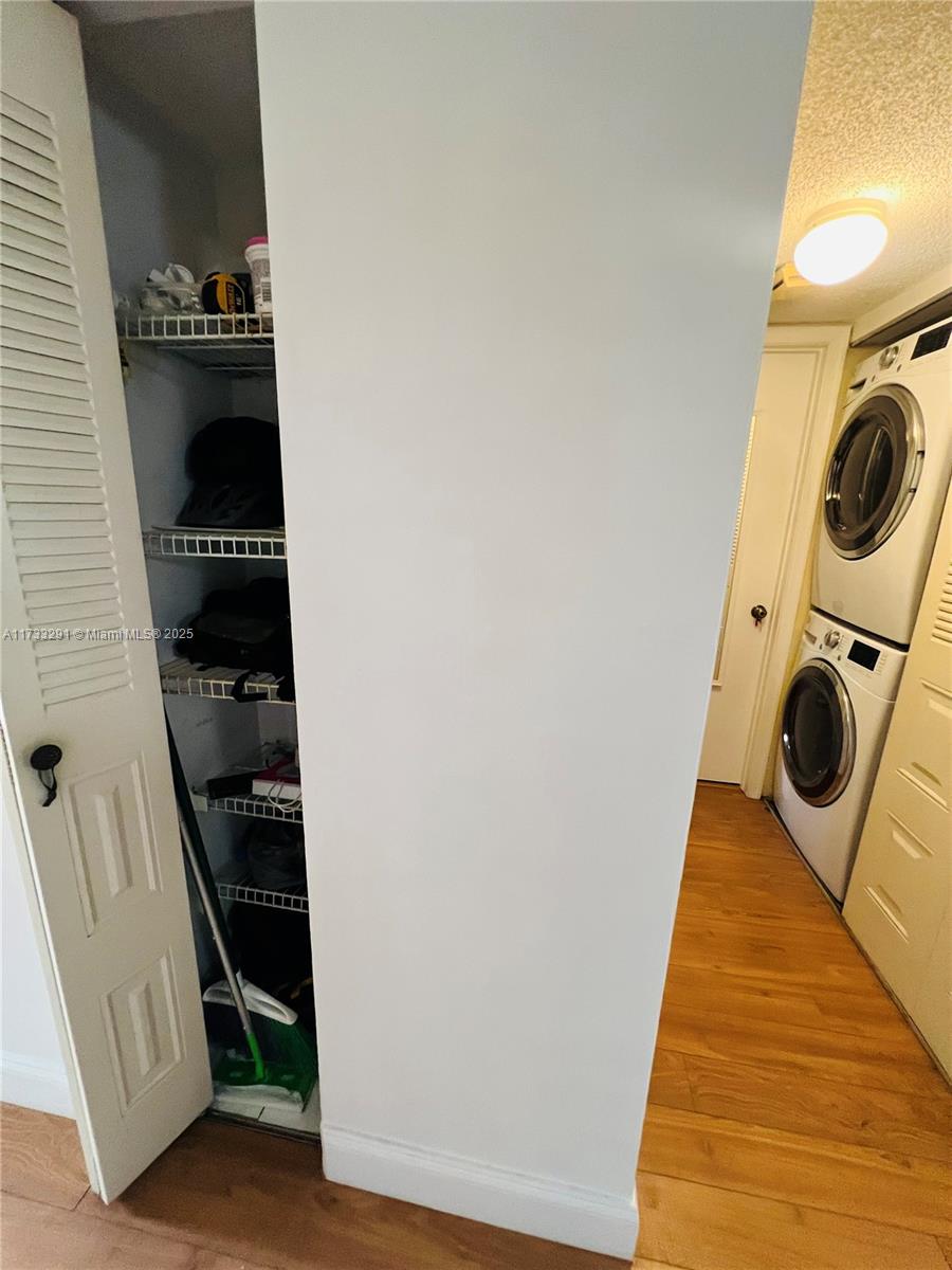 JACARANDA HEIGHTS CONDO - Residential