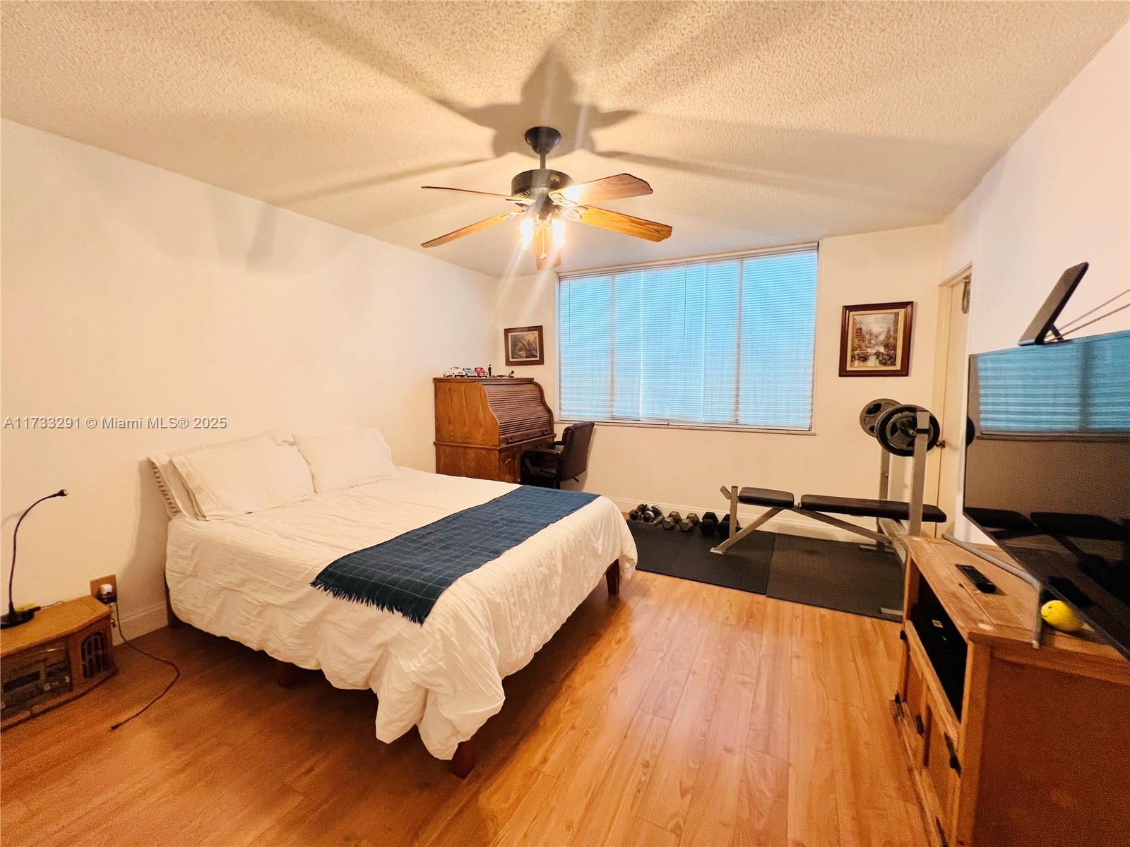 JACARANDA HEIGHTS CONDO - Residential