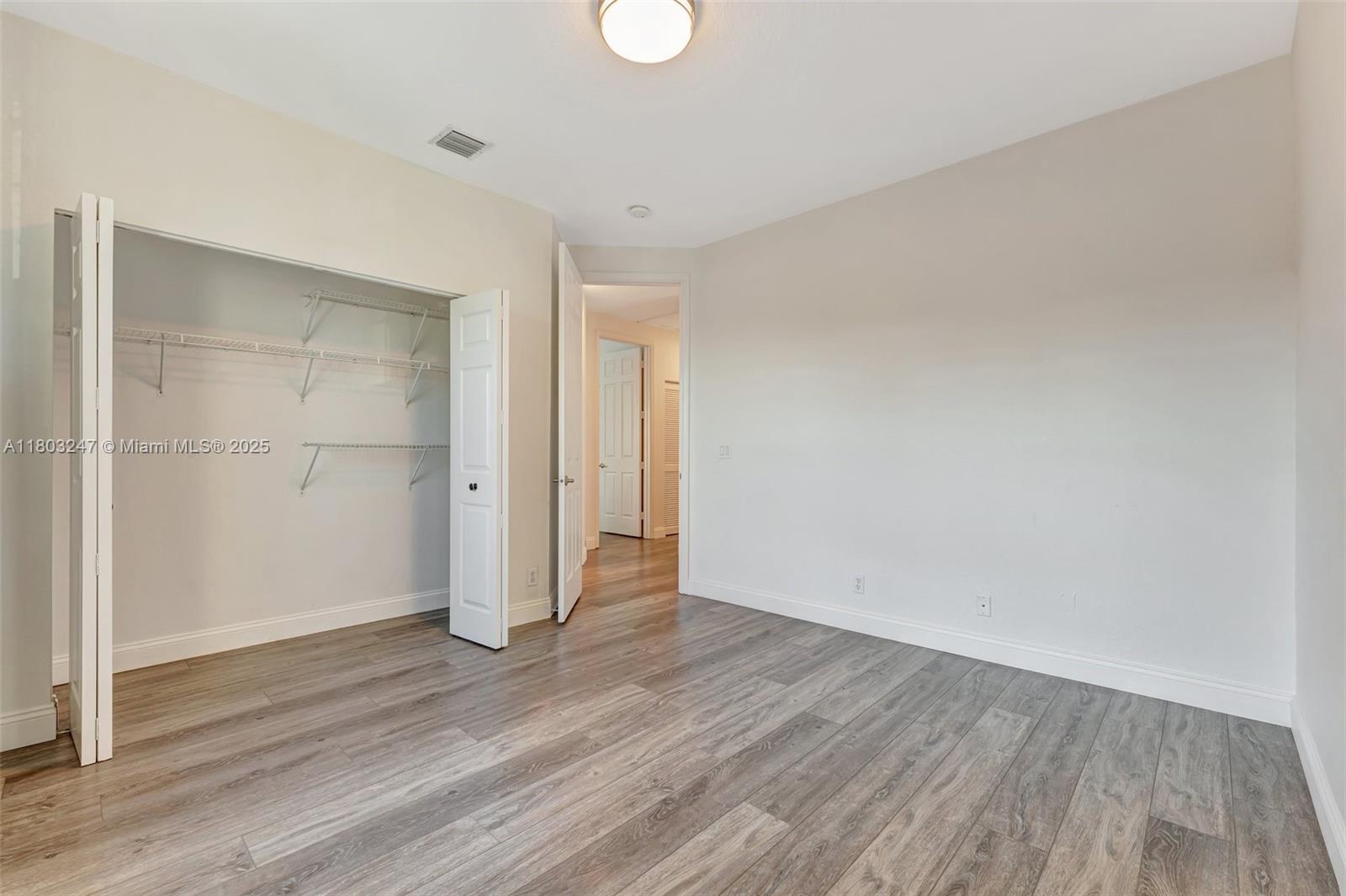 HERON BAY FOUR - Residential