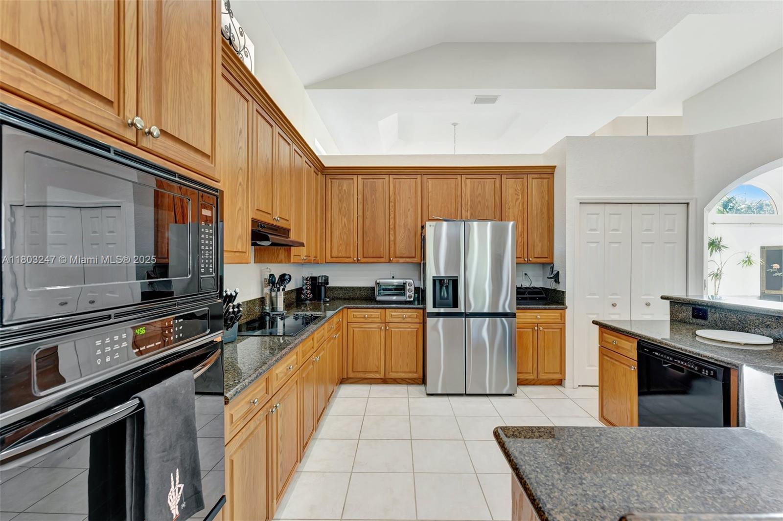 HERON BAY FOUR - Residential