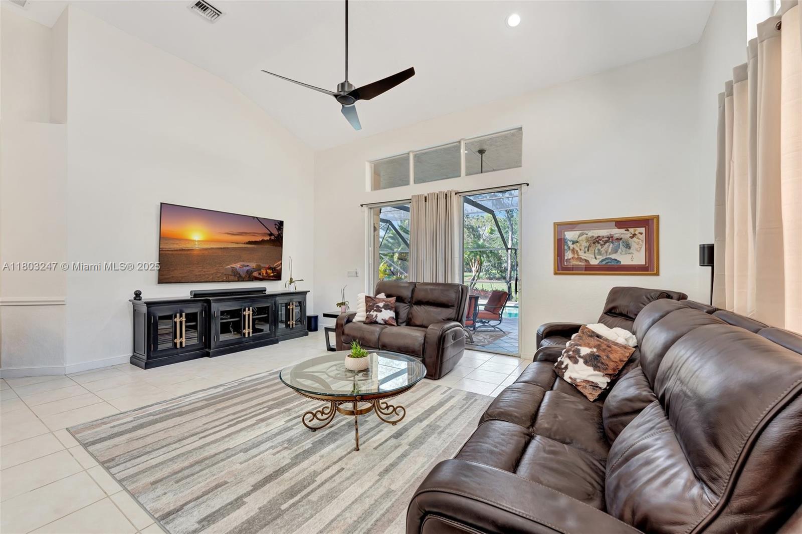 HERON BAY FOUR - Residential