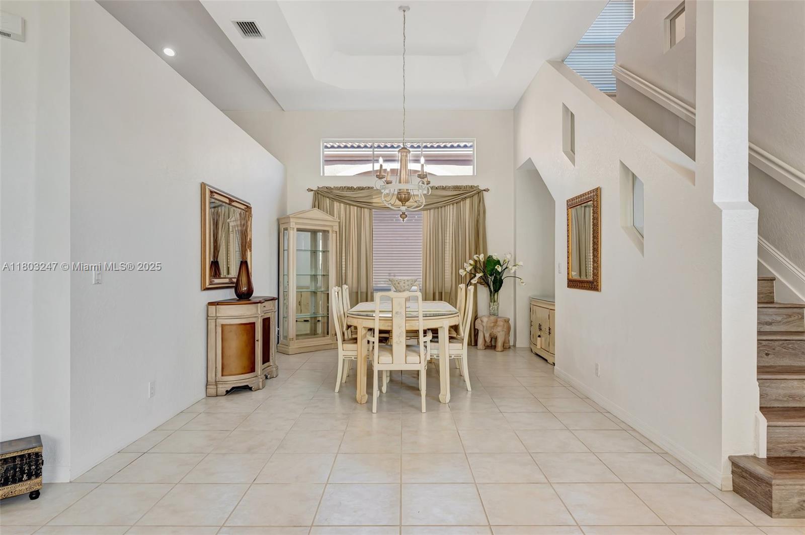 HERON BAY FOUR - Residential