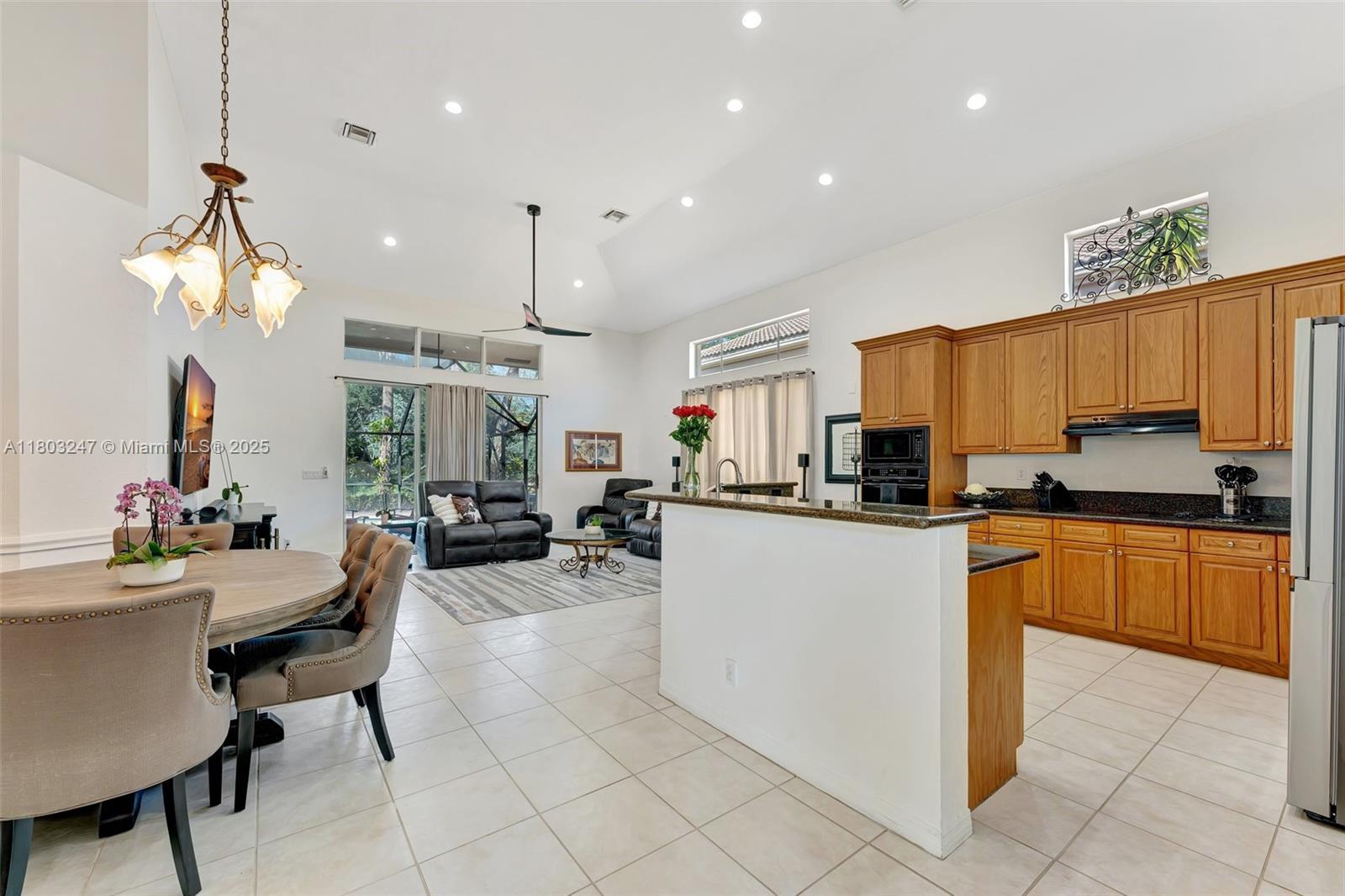 HERON BAY FOUR - Residential