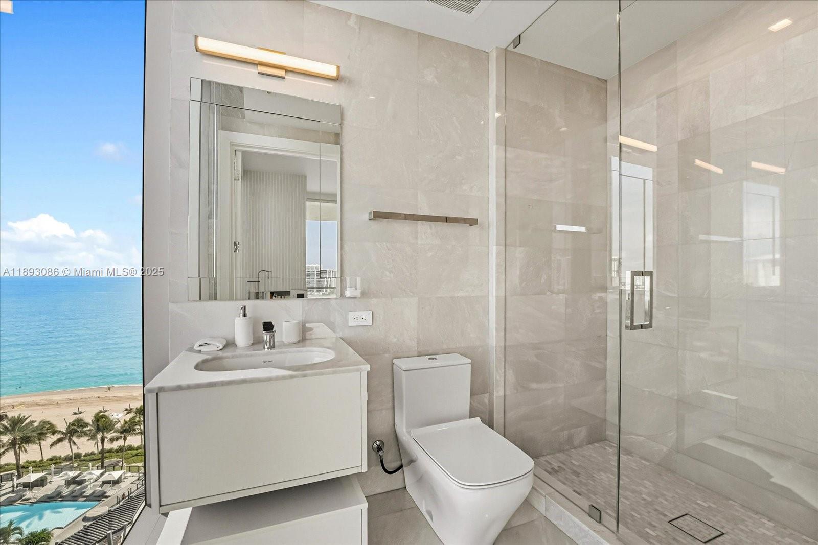 Turnberry Ocean Club - Residential