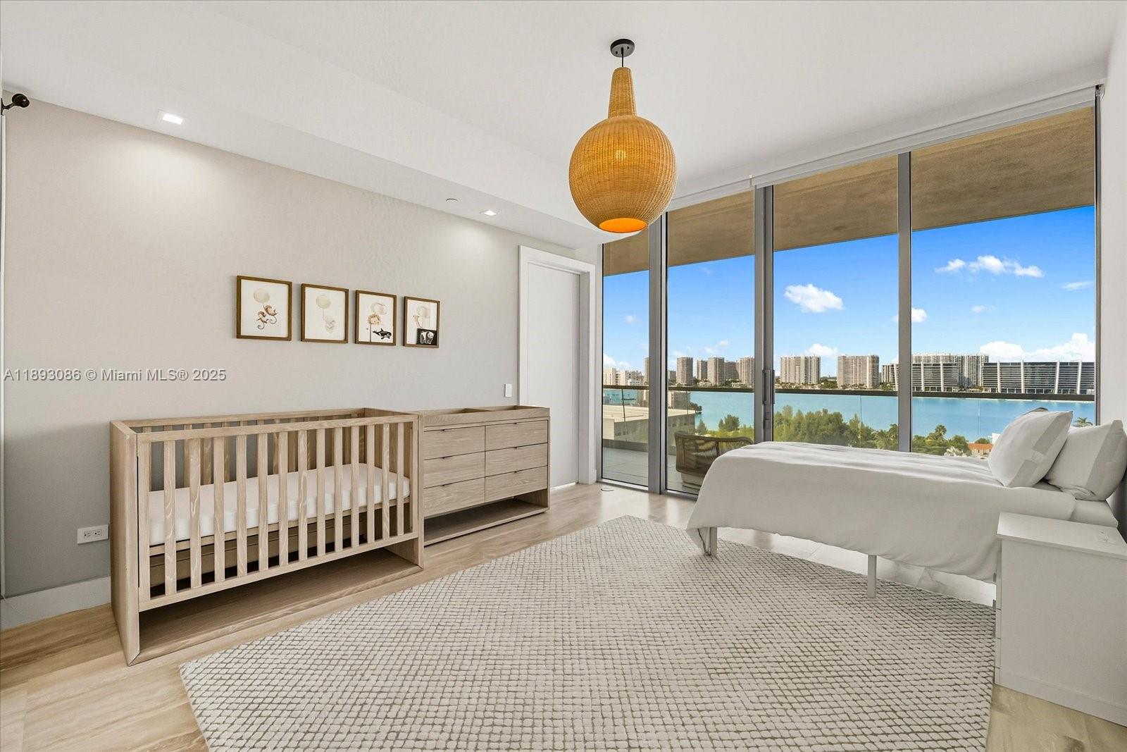 Turnberry Ocean Club - Residential