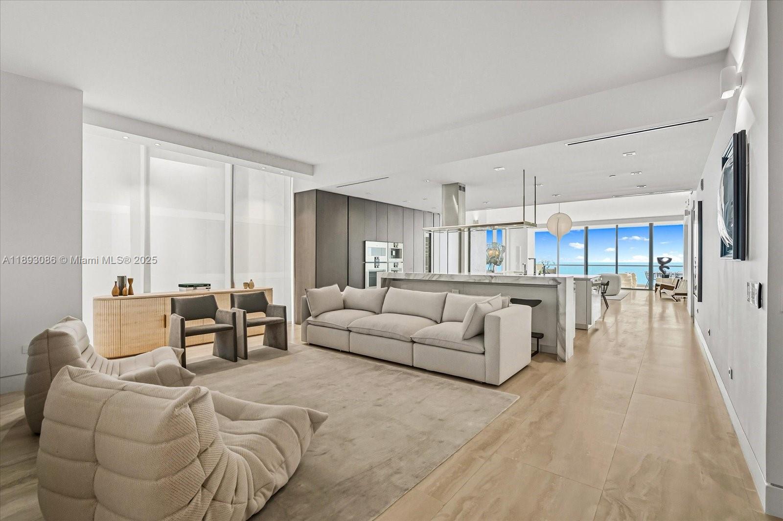 Turnberry Ocean Club - Residential