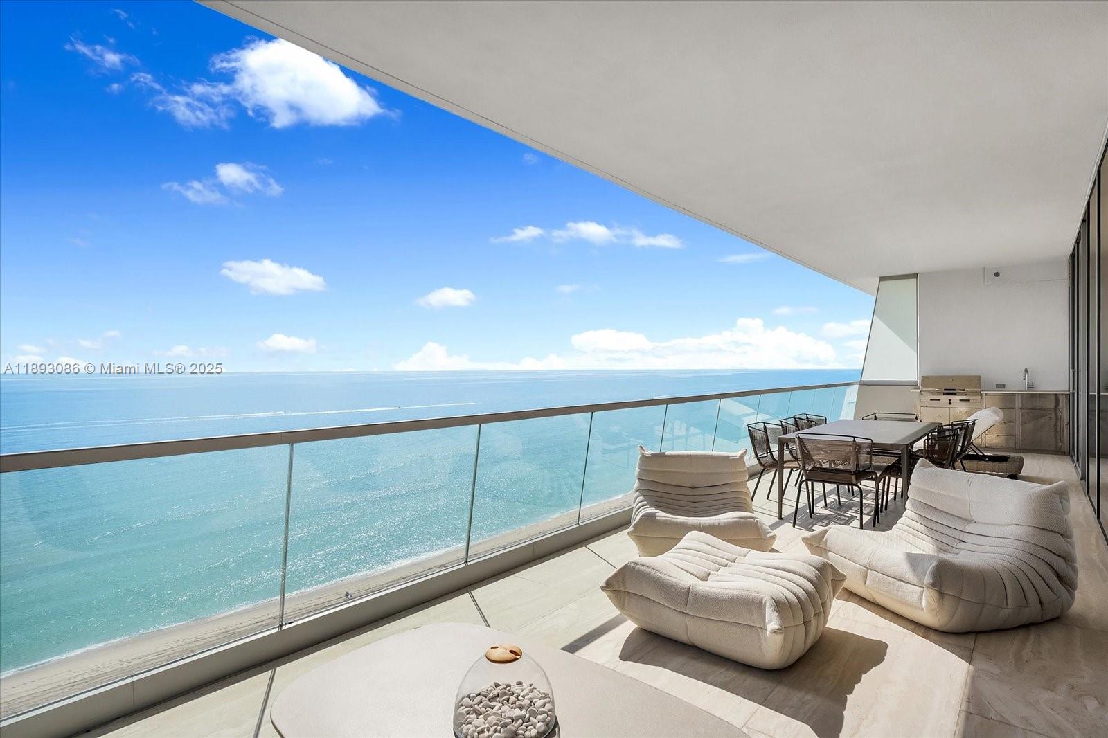 Turnberry Ocean Club - Residential