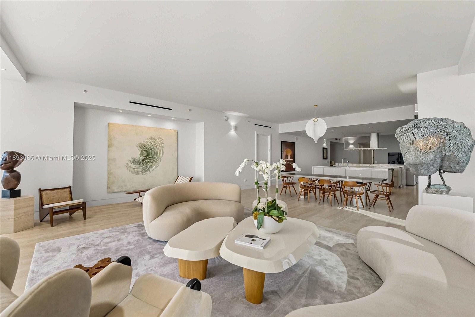 Turnberry Ocean Club - Residential