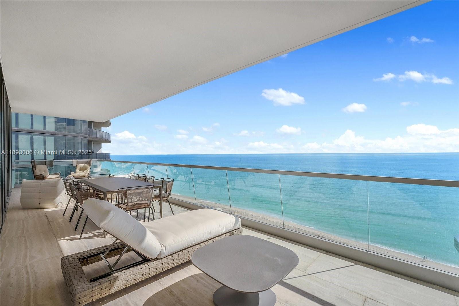 Turnberry Ocean Club - Residential