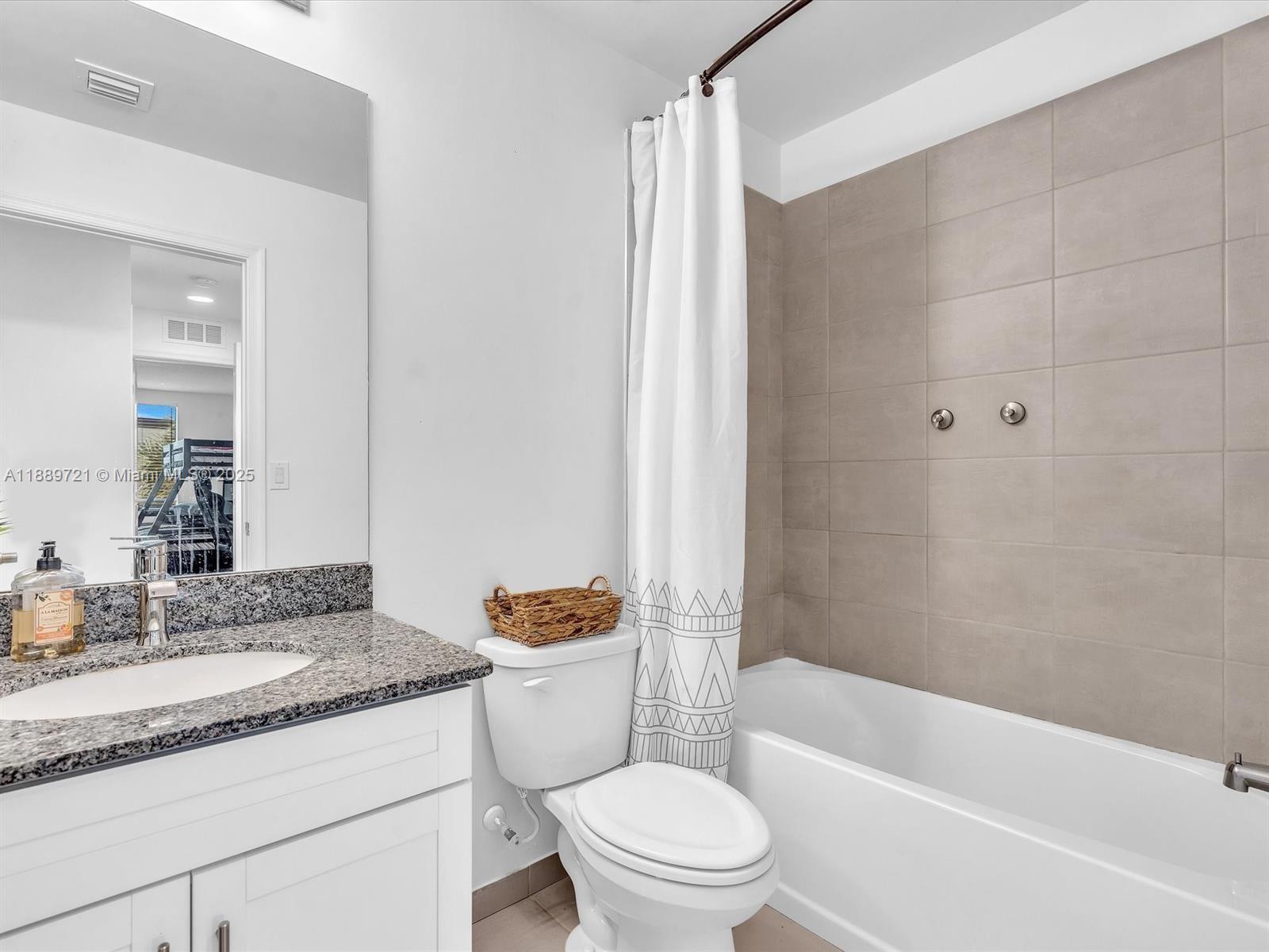 RIVER GARDENS - Residential