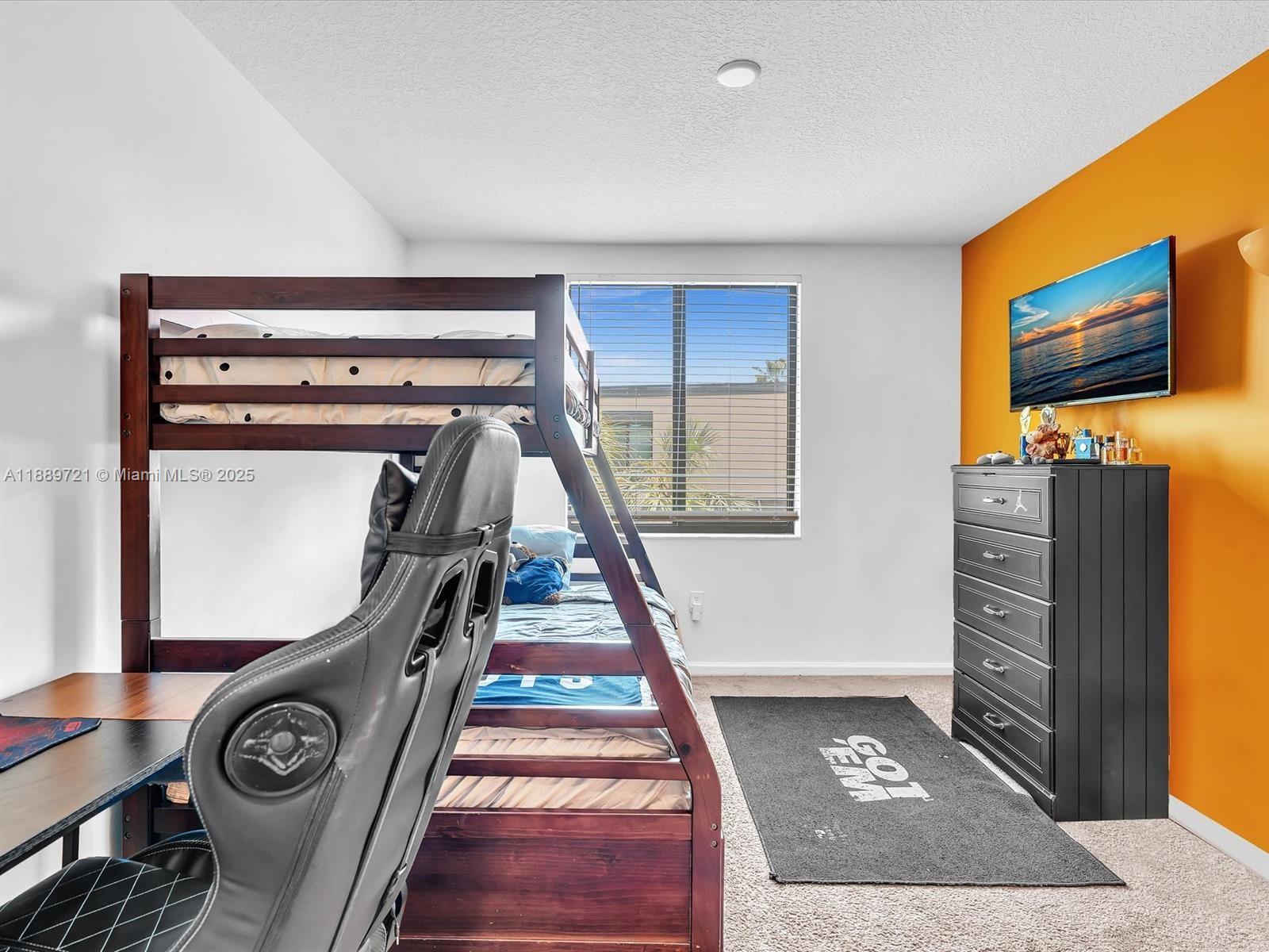 RIVER GARDENS - Residential