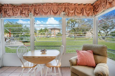 A home in Lauderdale Lakes