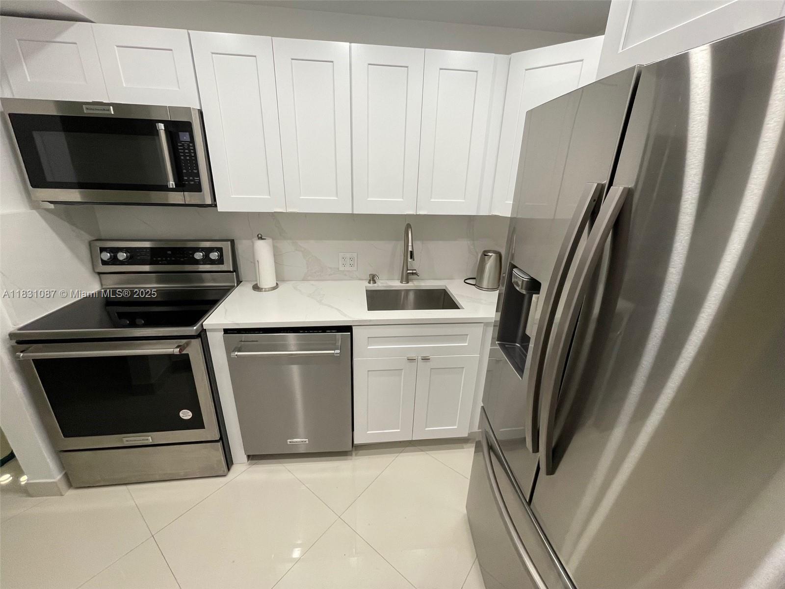 CORONADO CONDO- TOWER I - Residential