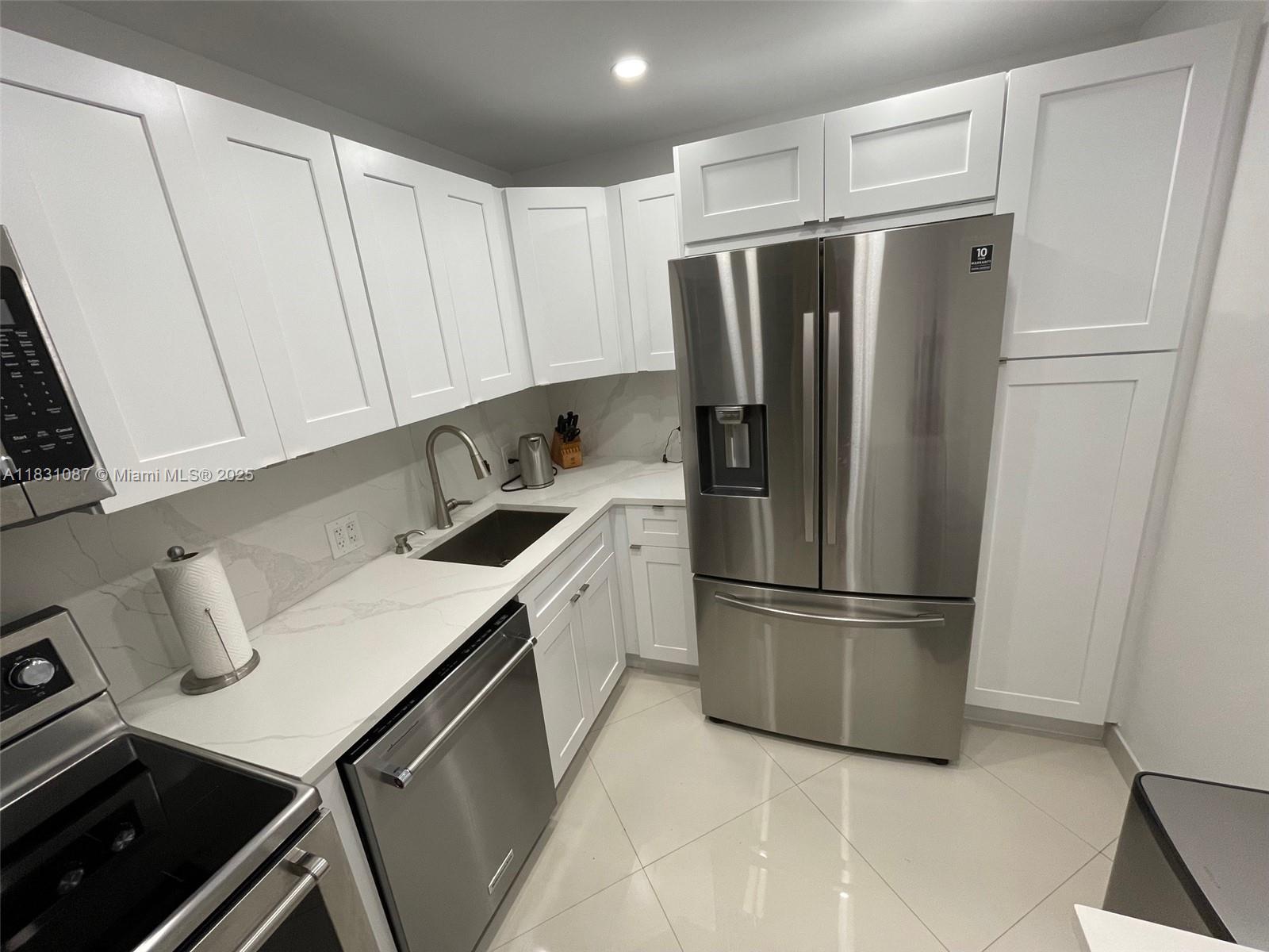 CORONADO CONDO- TOWER I - Residential