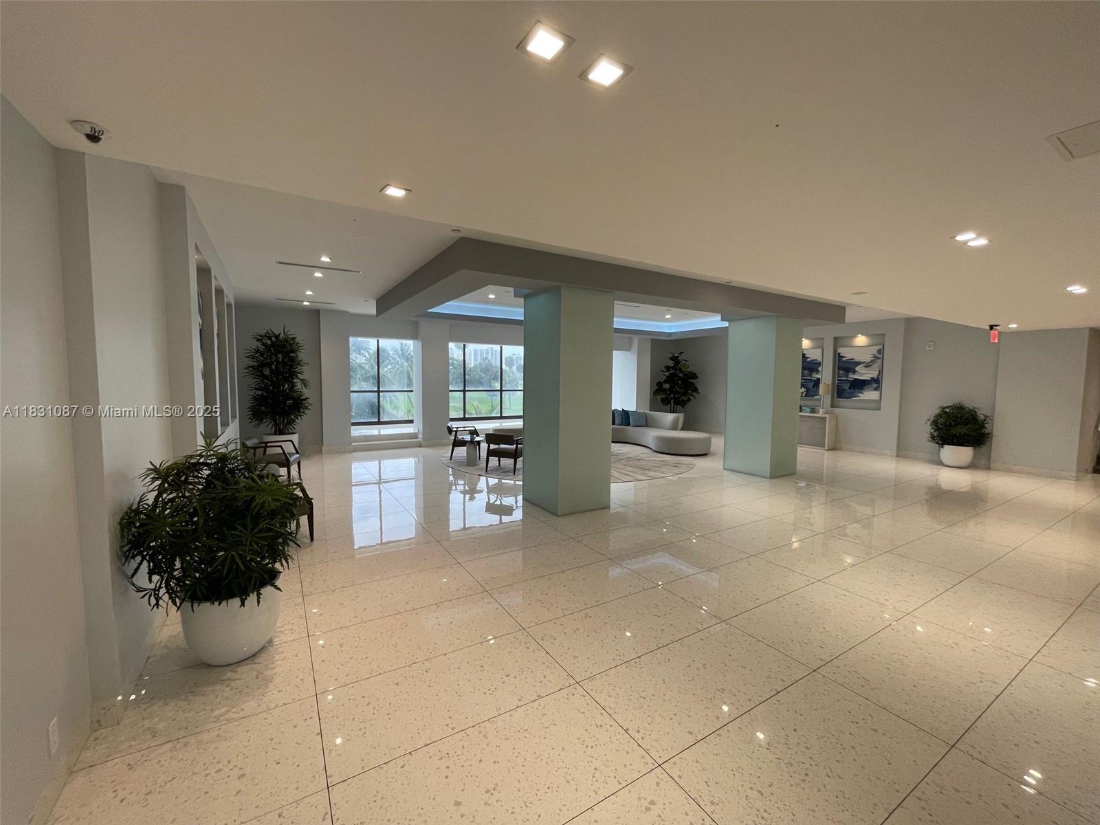 CORONADO CONDO- TOWER I - Residential