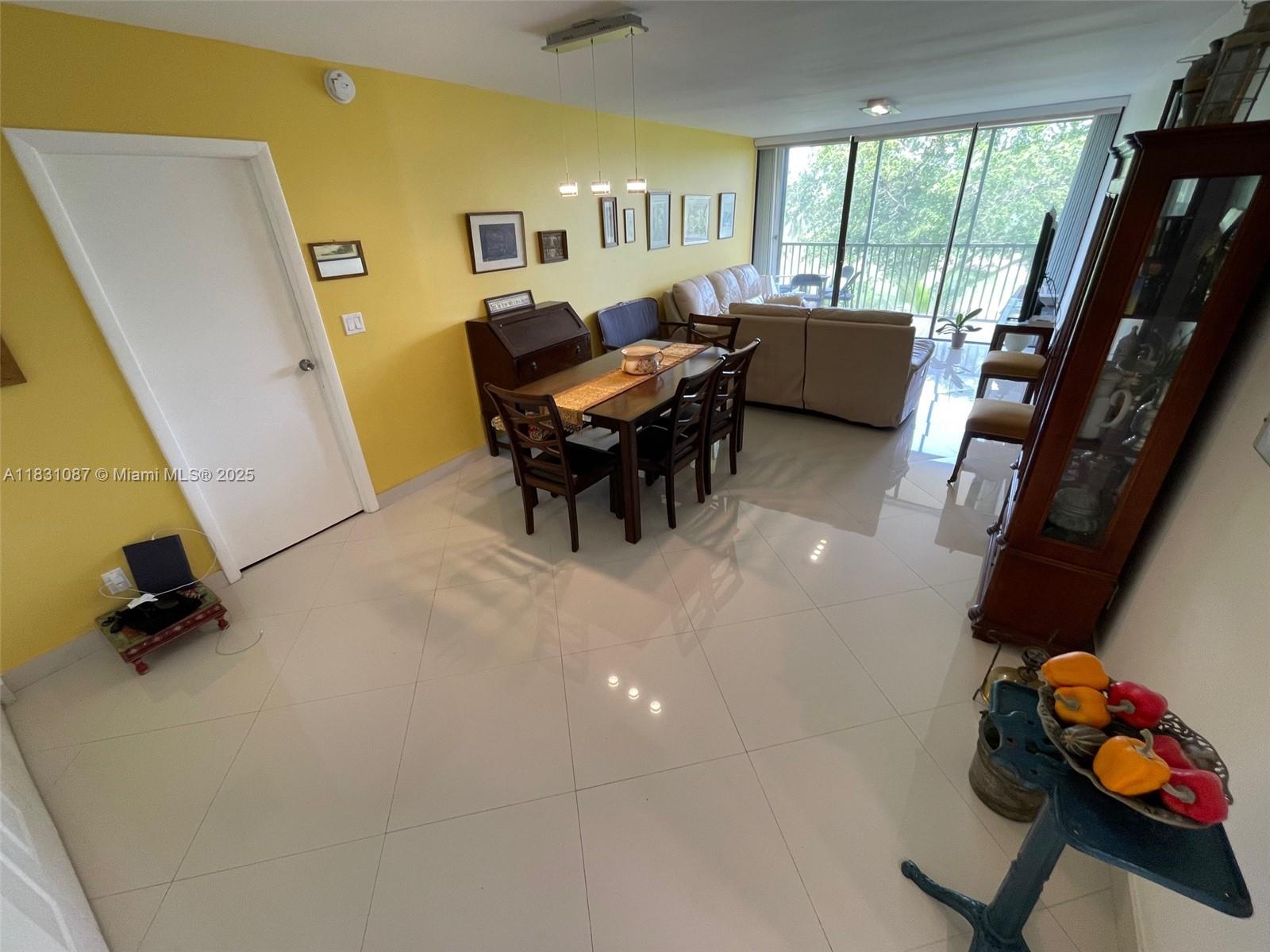 CORONADO CONDO- TOWER I - Residential