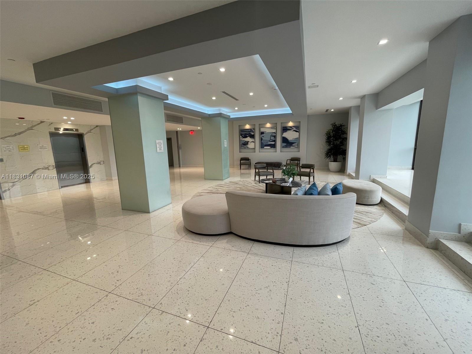 CORONADO CONDO- TOWER I - Residential