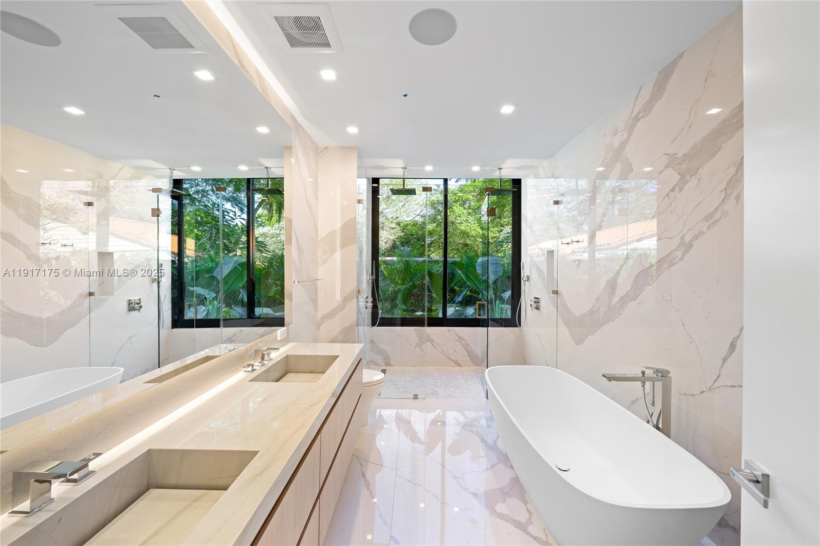 1ST ADDN BISCAYNE LAWN - Residential