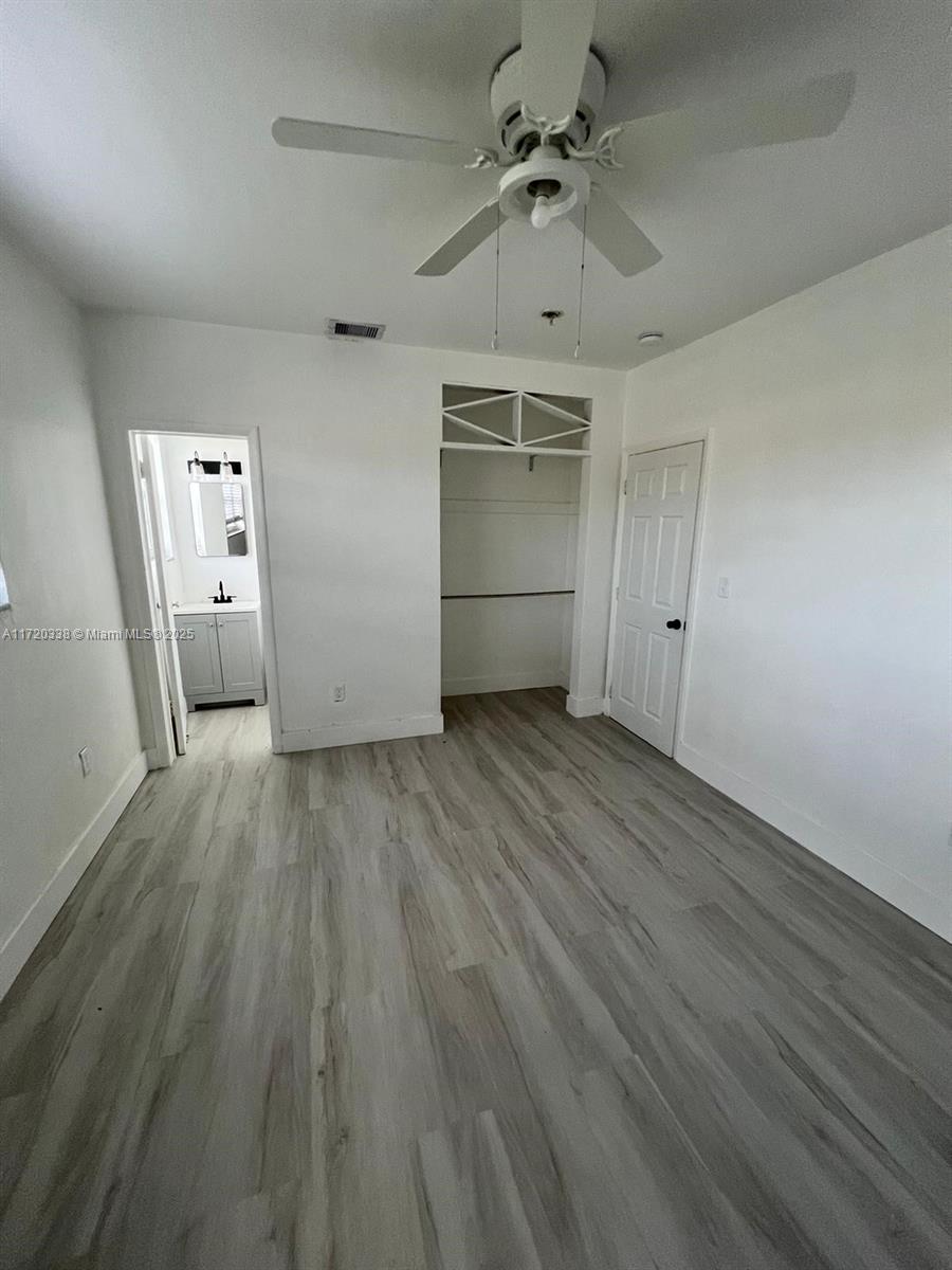 PALMLAND ESTATES - Residential Lease