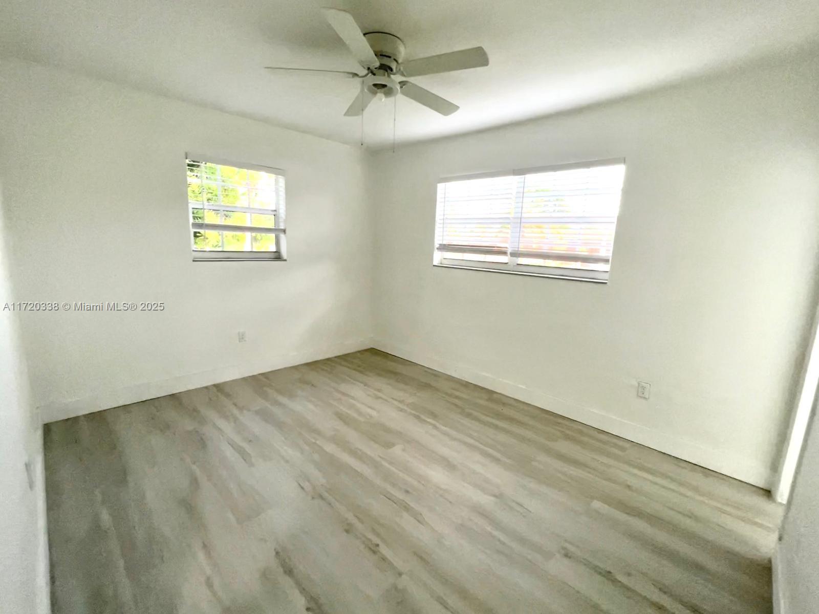 PALMLAND ESTATES - Residential Lease