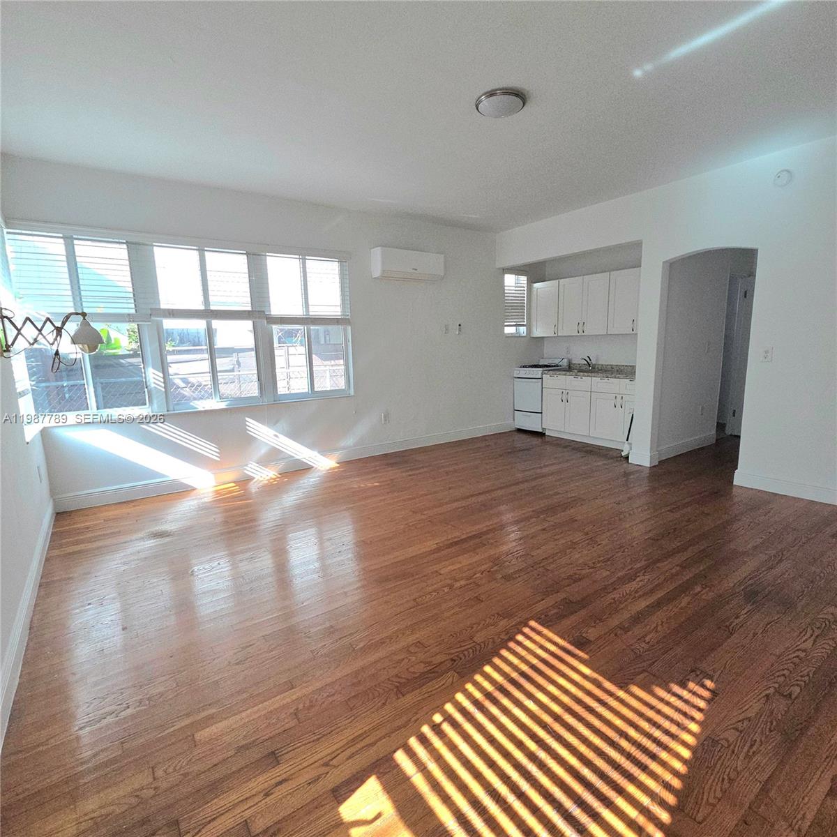 ALTOS DEL MAR NO 3 - Residential Lease