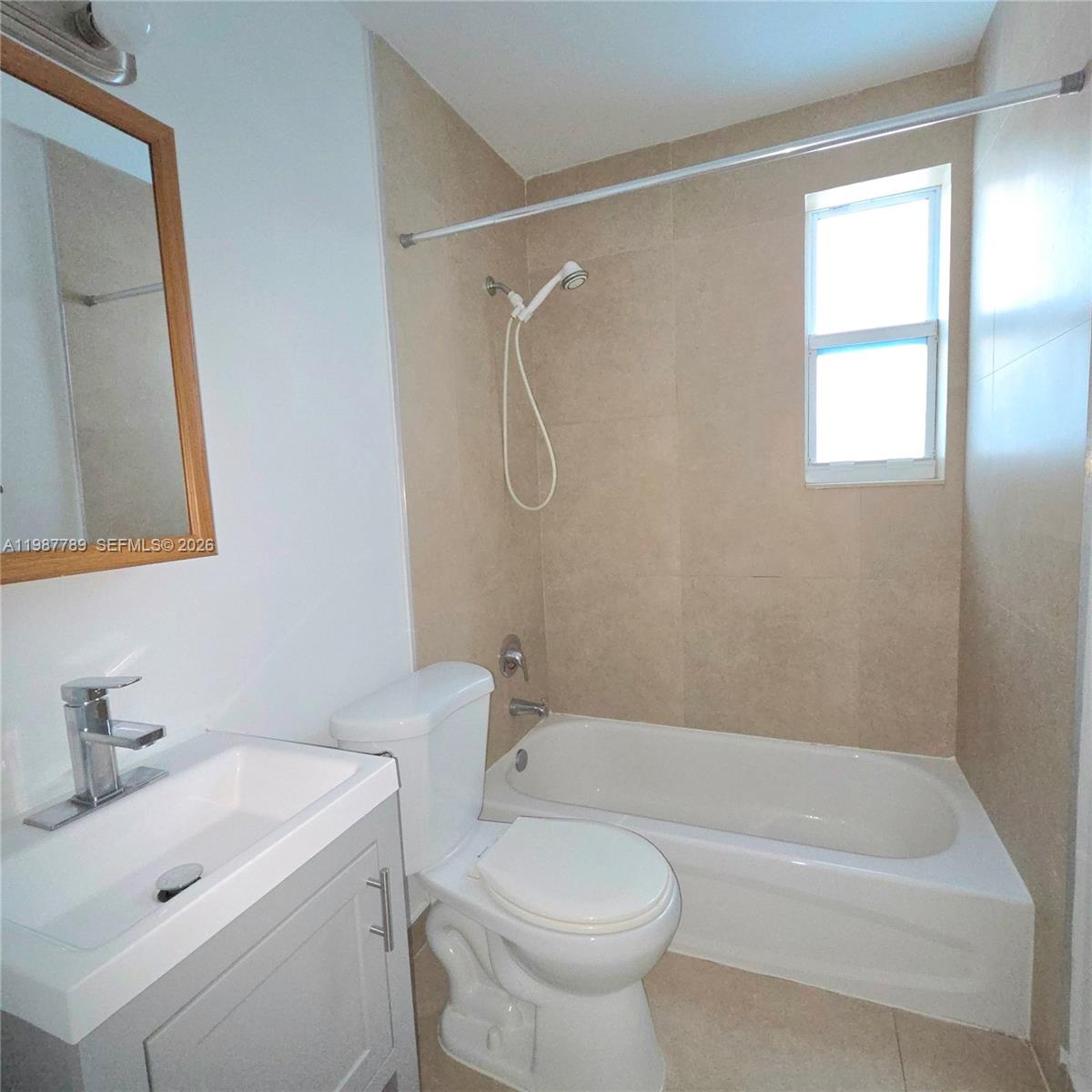 ALTOS DEL MAR NO 3 - Residential Lease