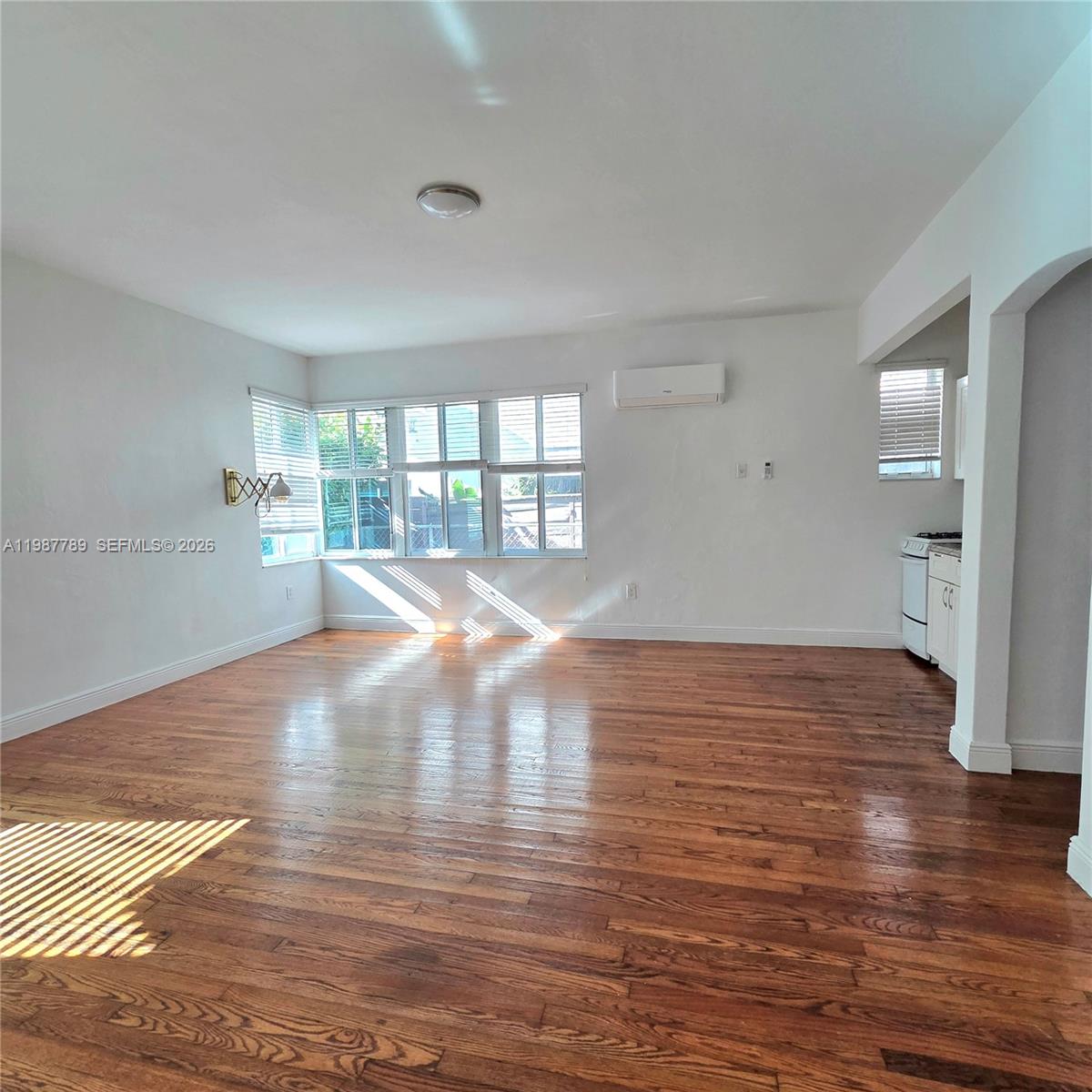 ALTOS DEL MAR NO 3 - Residential Lease