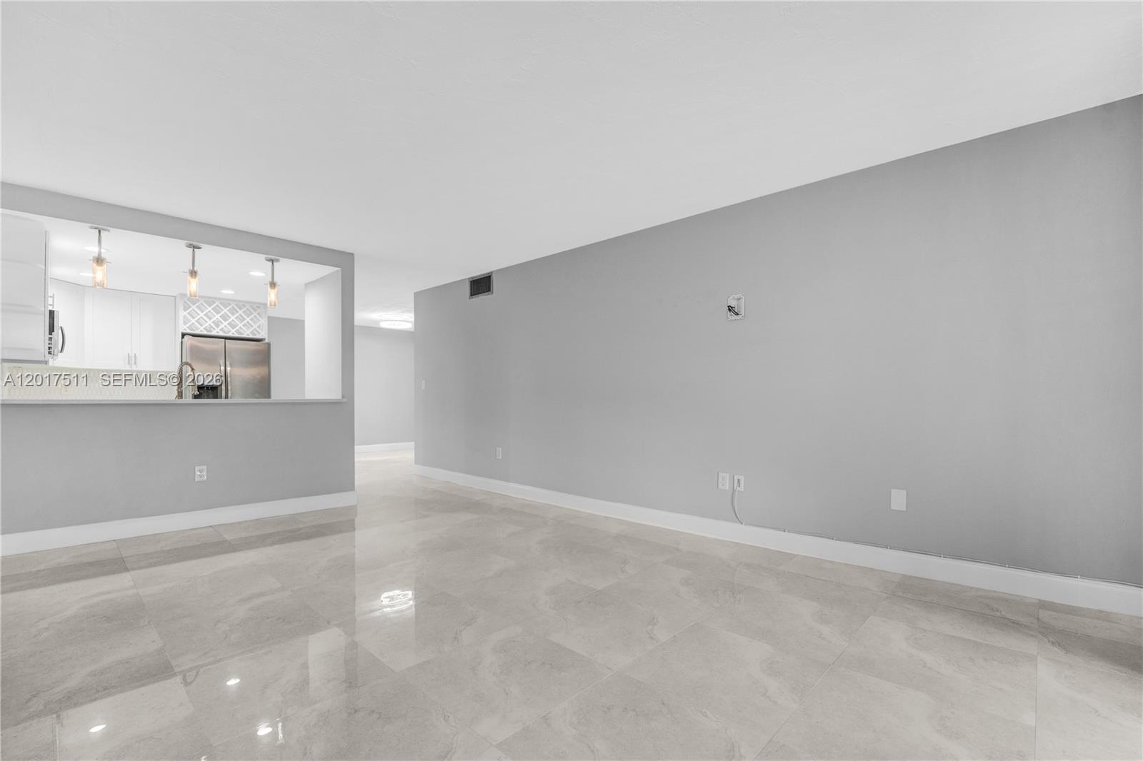 OMEGA CONDO NO 3 - Residential