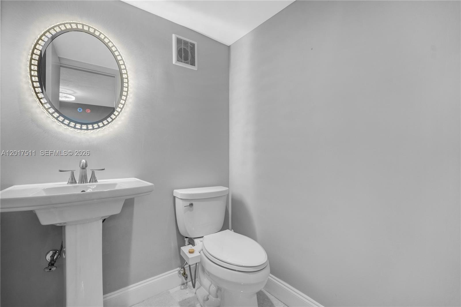 OMEGA CONDO NO 3 - Residential
