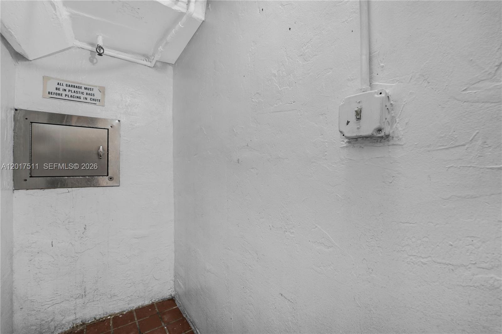 OMEGA CONDO NO 3 - Residential